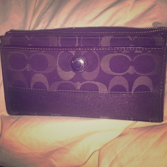 Coach Handbags - Coach wallet